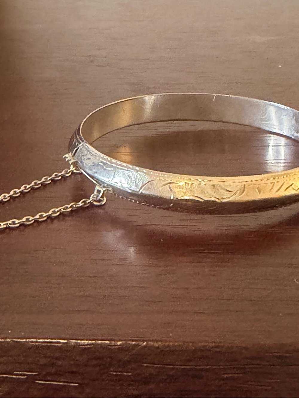 Vintage EURS Sterling Silver Etched Hinged Bangle 925